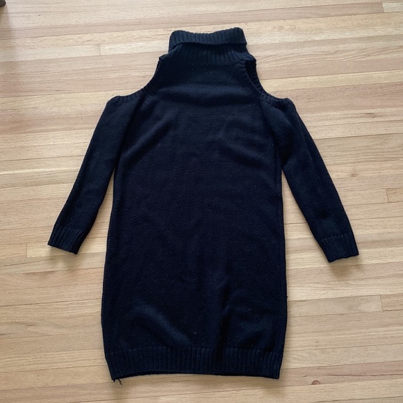 EUC Wildfire Cold Shoulder Turtleneck Sweater Dress - Picture 6 of 6